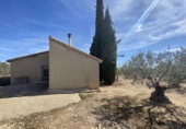 Chalet independiente con terreno en venta en Alcalá del Júcar ref: TR105476 foto