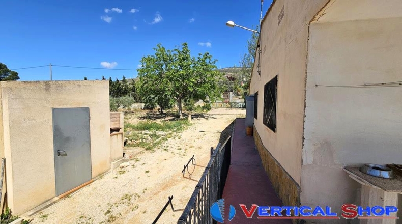 Albacete - Caudete - 3435m2
