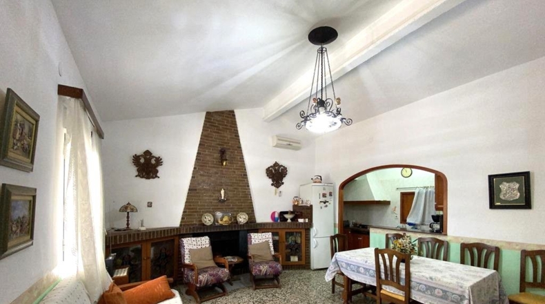Albacete - Caudete - 2051m2