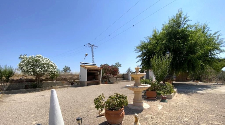 Albacete - Caudete - 2051m2