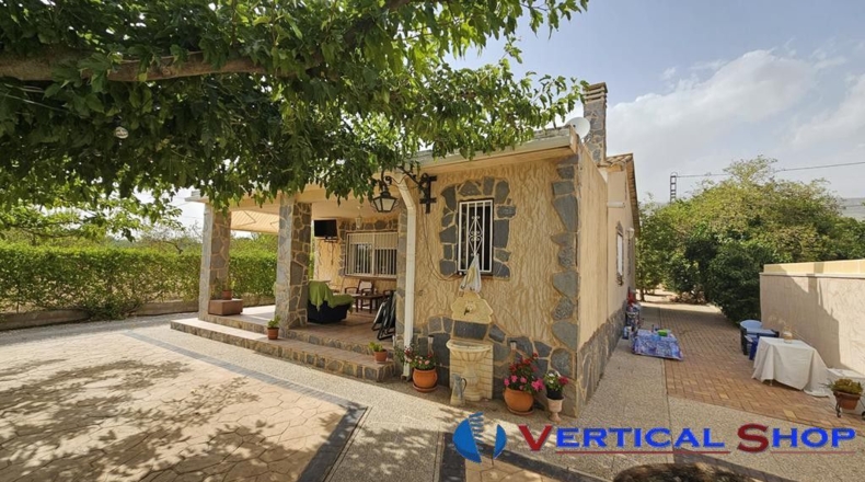 Albacete - Caudete - 2440m2