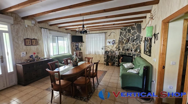 Albacete - Caudete - 2440m2
