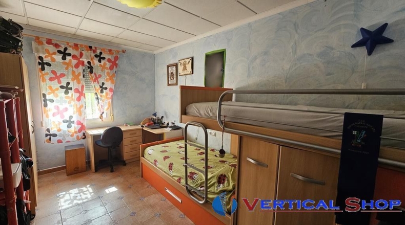 Albacete - Caudete - 2440m2
