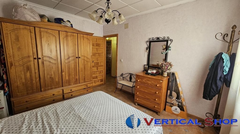 Albacete - Caudete - 2440m2