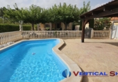 Chalet independiente con terreno en venta en Caudete ref: TR329341 foto
