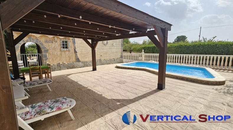 Albacete - Caudete - 2440m2