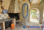 Chalet independiente con terreno en venta en Caudete ref: TR329341 foto