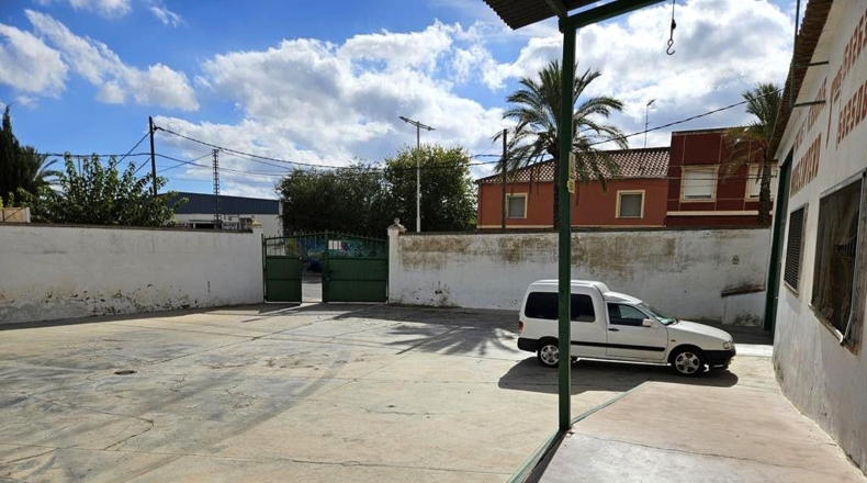 Albacete - Caudete - 1380m2