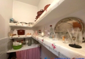 Дом с участком на продажу в городе Каудете. Фото