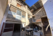 Дом с участком на продажу в городе Каудете. Фото