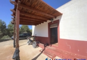 Xalet independent amb terreny en venda a Villena ref.: TR233339 foto