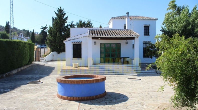 Málaga - Villanueva del Rosario - 2500m2
