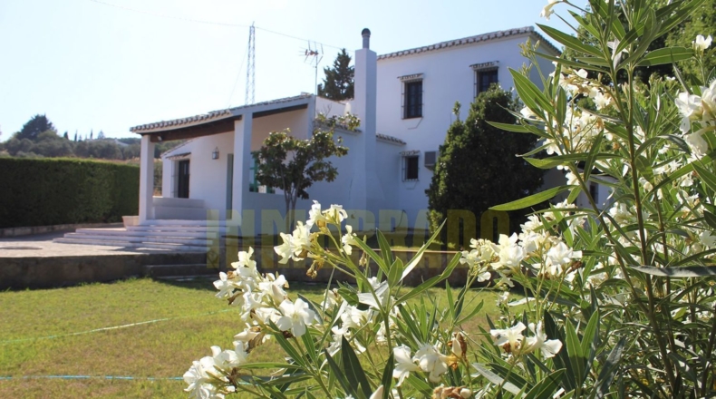 Málaga - Villanueva del Rosario - 2500m2