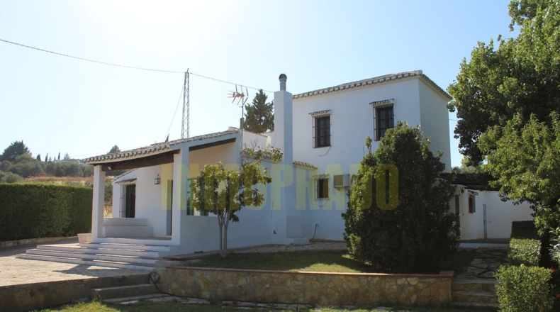 Málaga - Villanueva del Rosario - 2500m2