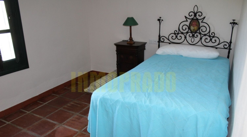 Málaga - Villanueva del Rosario - 2500m2