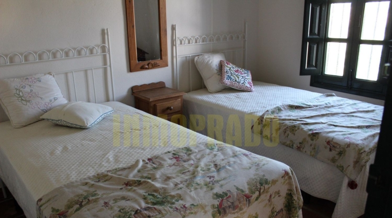 Málaga - Villanueva del Rosario - 2500m2