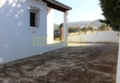 Vil·la amb terreny en venda a Villanueva del Rosario ref.: TR12492 foto