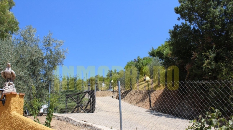 Málaga - Villanueva del Rosario - 4000m2