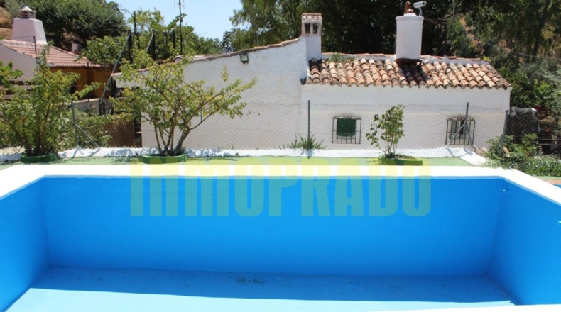Málaga - Villanueva del Rosario - 4000m2