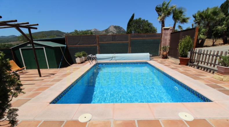 Málaga - Villanueva del Rosario - 4000m2