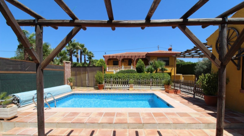 Málaga - Villanueva del Rosario - 4000m2