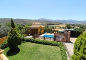 Xalet independent amb terreny en venda a la España, Villanueva del Rosario, ref.: TR13421 foto