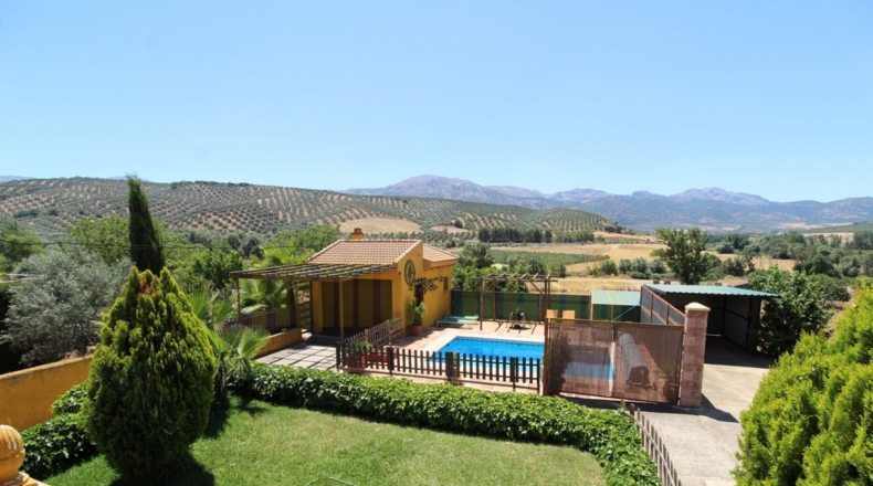 Málaga - Villanueva del Rosario - 4000m2