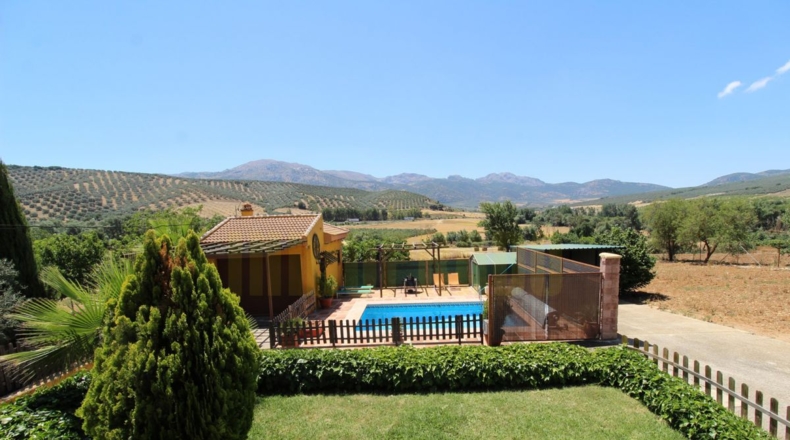 Málaga - Villanueva del Rosario - 4000m2