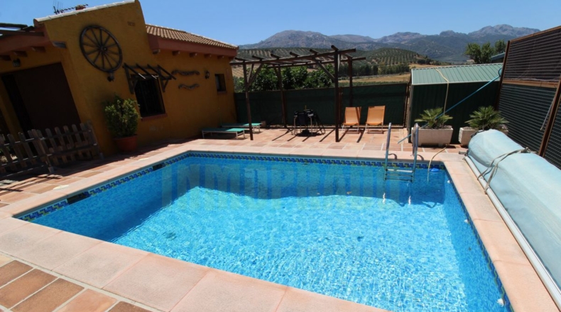 Málaga - Villanueva del Rosario - 4000m2