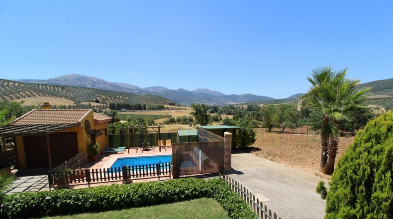 Málaga - Villanueva del Rosario - 4000m2