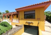 Xalet independent amb terreny en venda a la España, Villanueva del Rosario, ref.: TR13421 foto