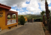Xalet independent amb terreny en venda a la España, Villanueva del Rosario, ref.: TR13421 foto