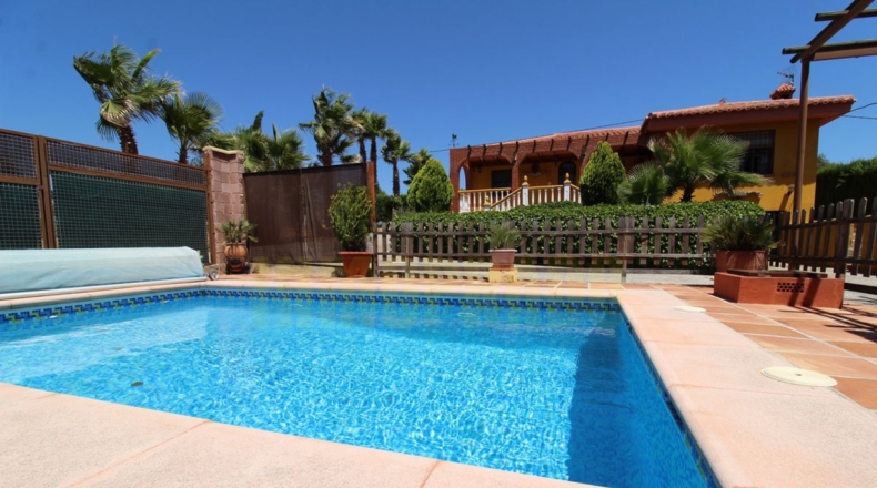 Málaga - Villanueva del Rosario - 4000m2