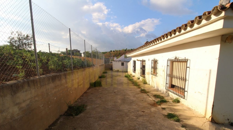 Málaga - Villanueva del Trabuco - 600m2