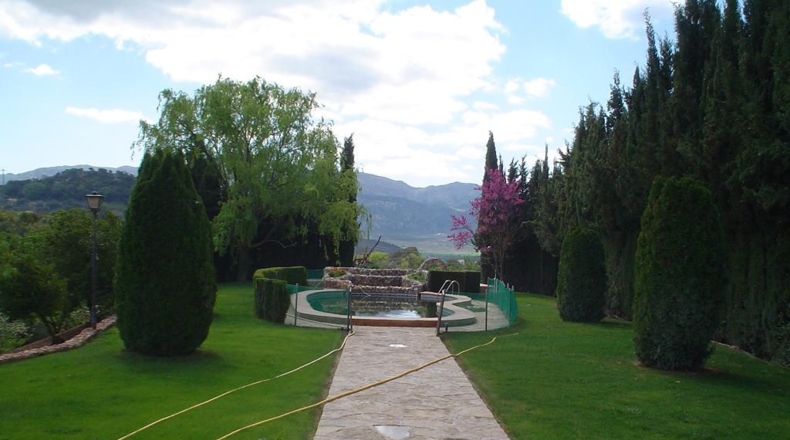 Málaga - Villanueva del Rosario - 9500m2