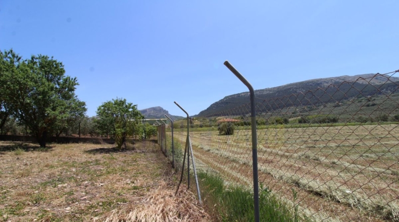 Málaga - Villanueva del Rosario - 4000m2