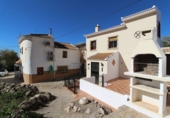 Masía con terreno en venta en Villanueva del Trabuco ref: TR97586 foto