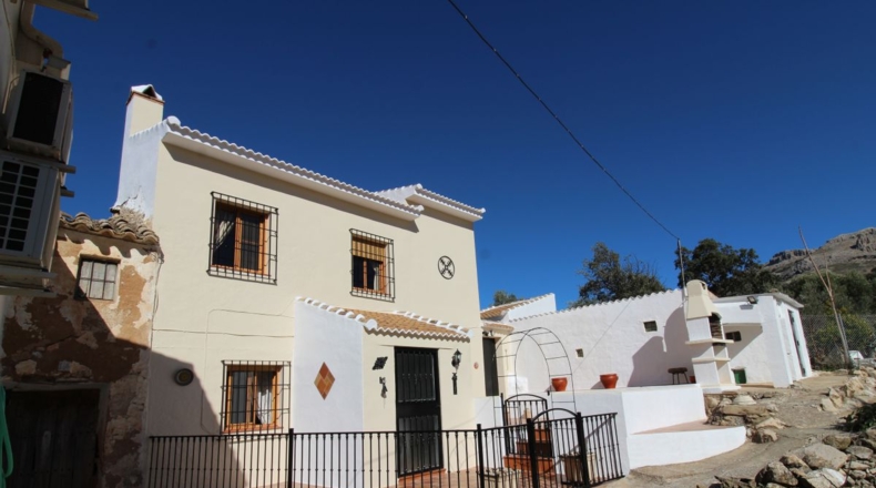Málaga - Villanueva del Trabuco - 700m2