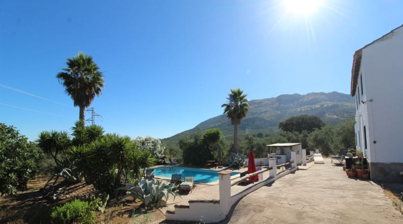 Málaga - Villanueva del Trabuco - 5500m2