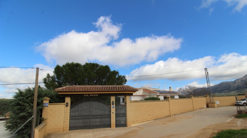 Málaga - Villanueva del Trabuco - 6000m2