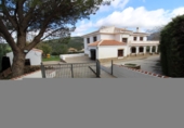 Masía con terreno en venta en Villanueva del Trabuco ref: TR182224 foto