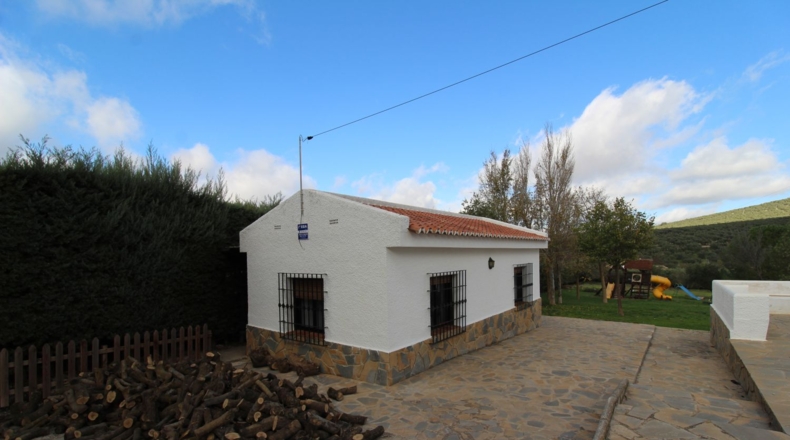 Málaga - Villanueva del Trabuco - 6000m2