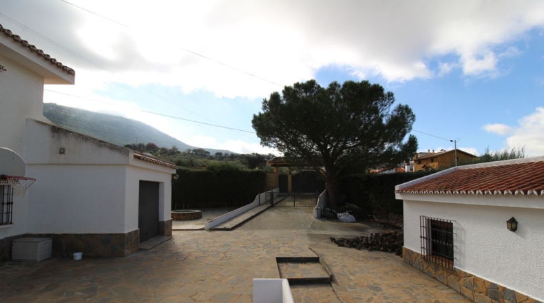 Málaga - Villanueva del Trabuco - 6000m2
