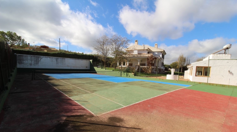 Málaga - Villanueva del Trabuco - 6000m2