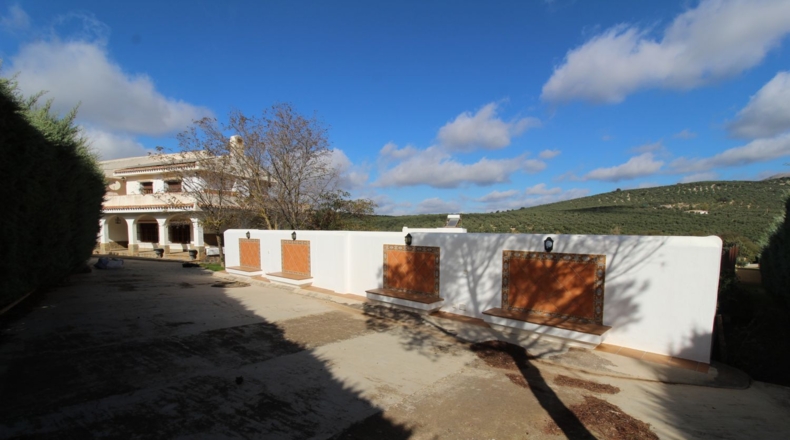 Málaga - Villanueva del Trabuco - 6000m2