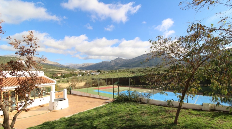 Málaga - Villanueva del Trabuco - 6000m2