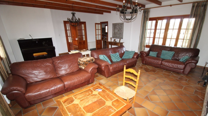 Málaga - Villanueva del Trabuco - 6000m2