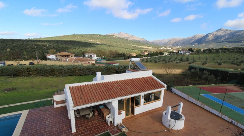 Málaga - Villanueva del Trabuco - 6000m2