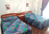 Дом с участком на продажу в городе Cazorla. Фото