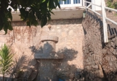 Отдельно стоящий дом с участком на продажу в городе Cazorla. Фото